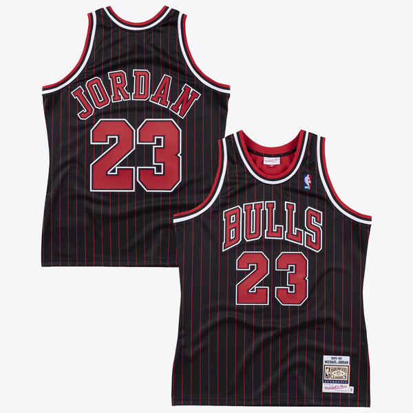 Chicago Bulls Mitchell & Ness Michael Jordan 1995 Authentic Jersey - Black