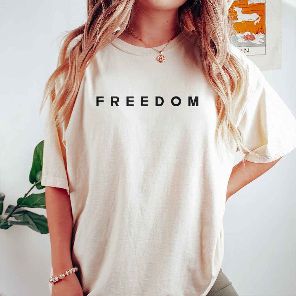 Freedom Graphic T-Shirt | Minimalist Typography Patriotic Design | 100% Premium Cotton | Conservative Gift For Men And Women