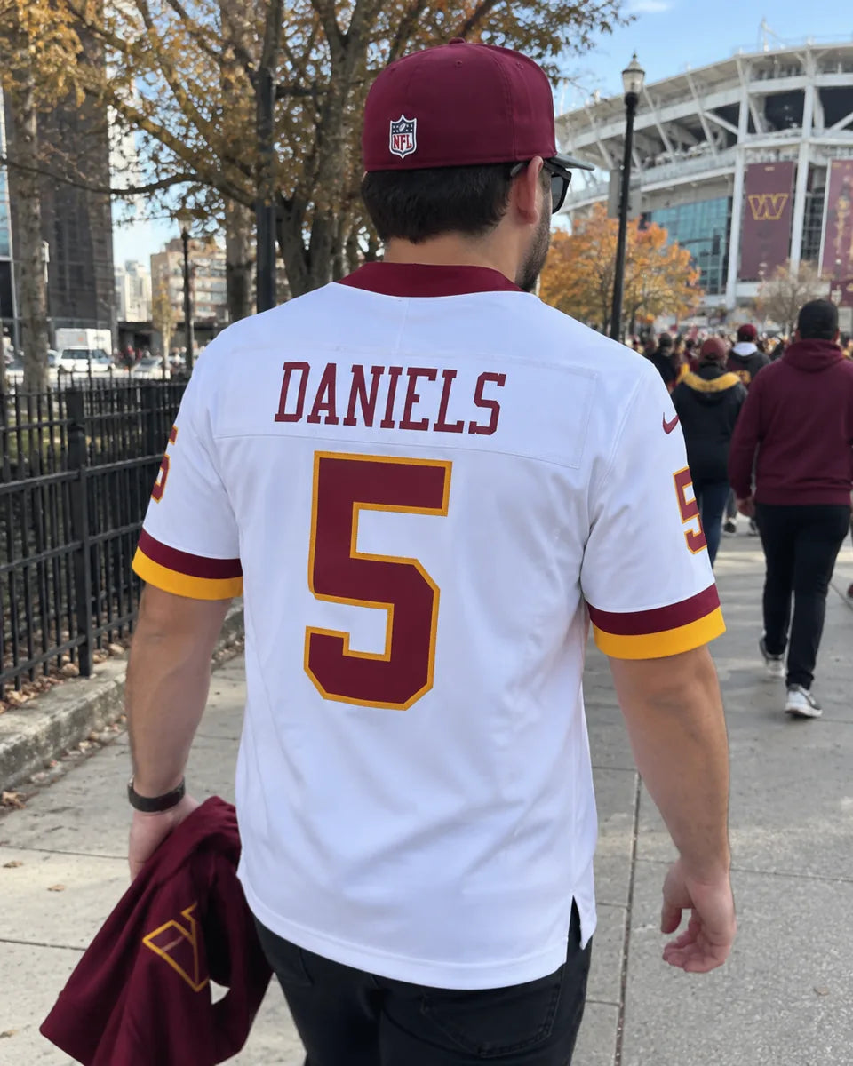 Washington Commanders Jayden Daniels Nike White Vapor F.U.S.E. Stitched Limited Jersey